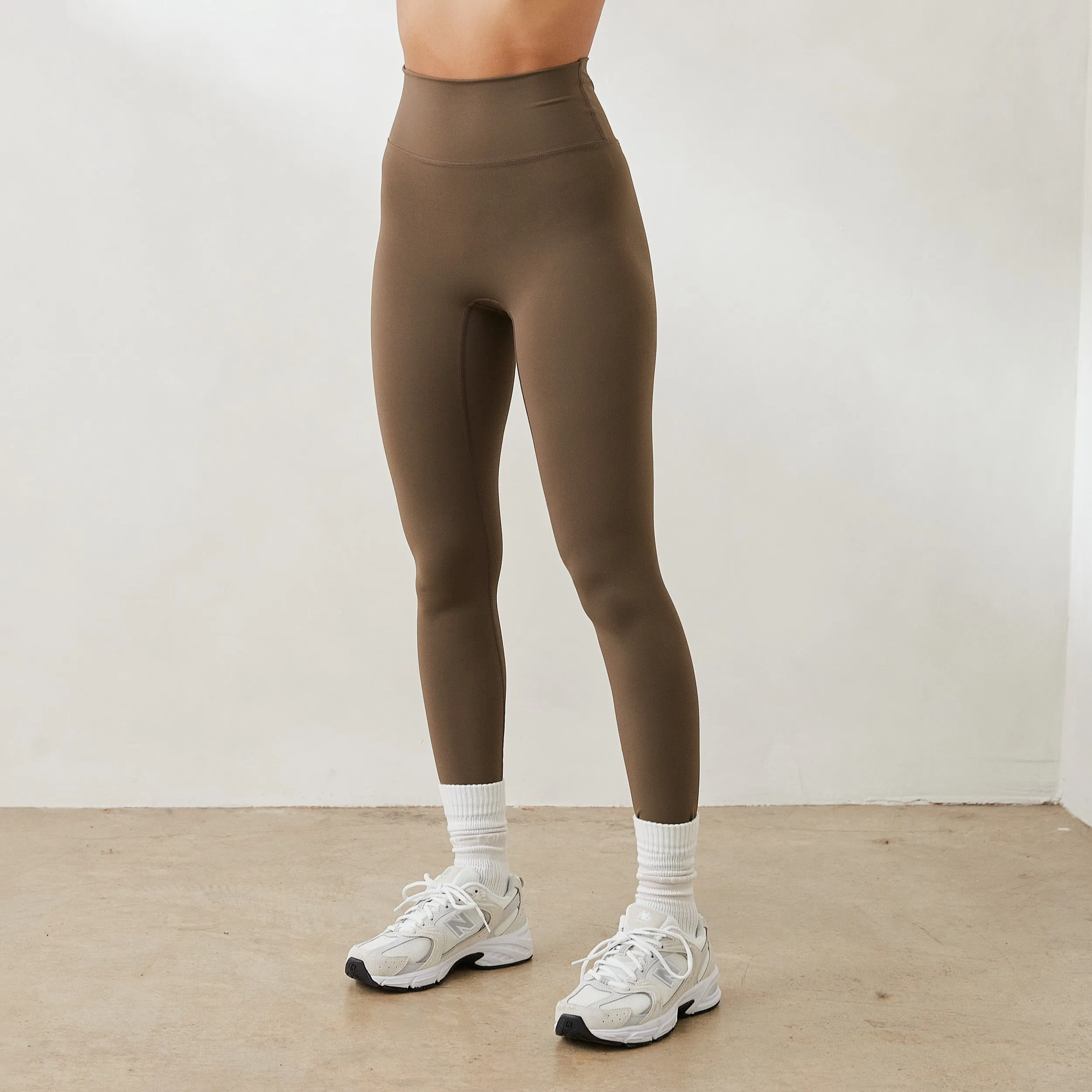 Essential Leggings - Coffee