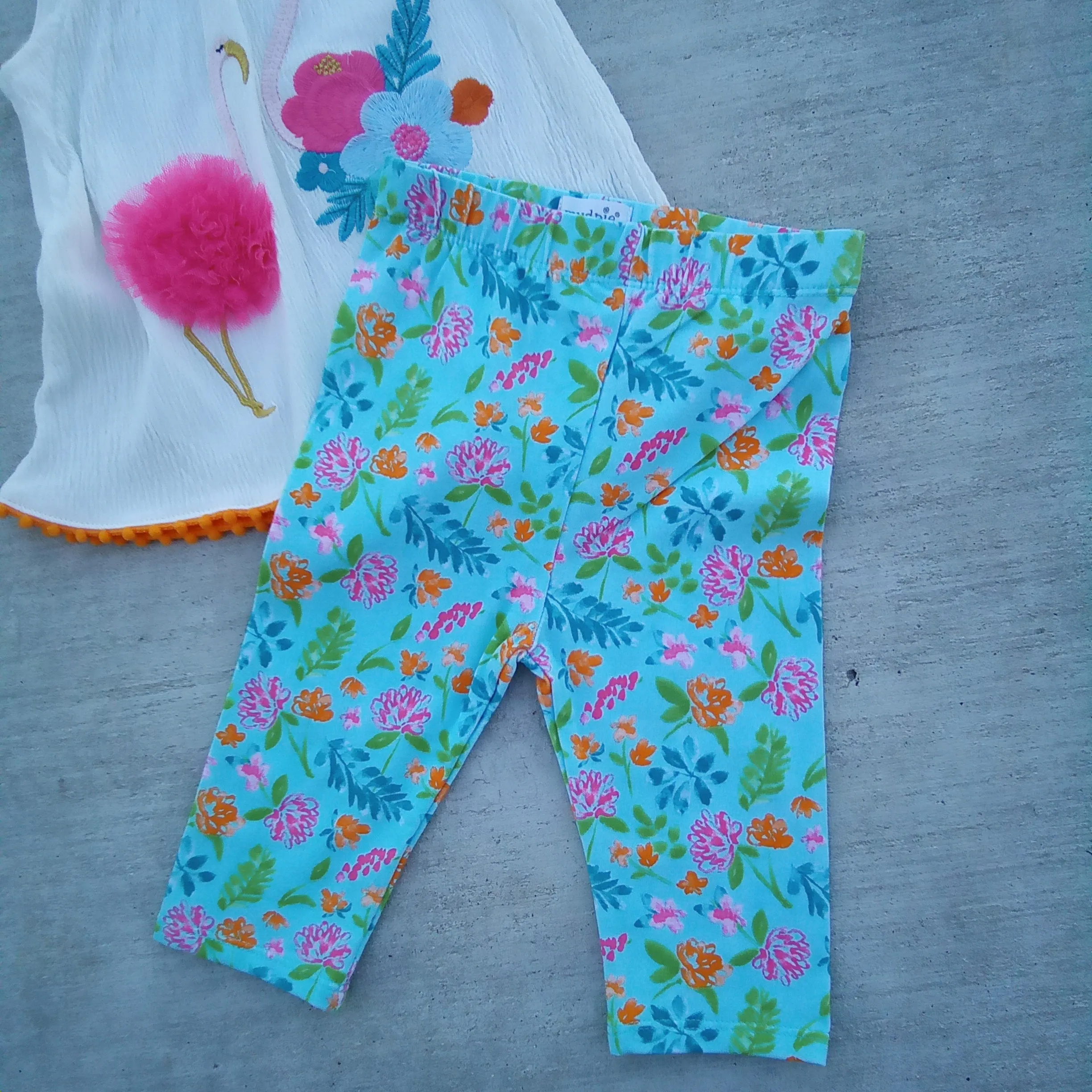 Flamingo Capri Set | Mud Pie