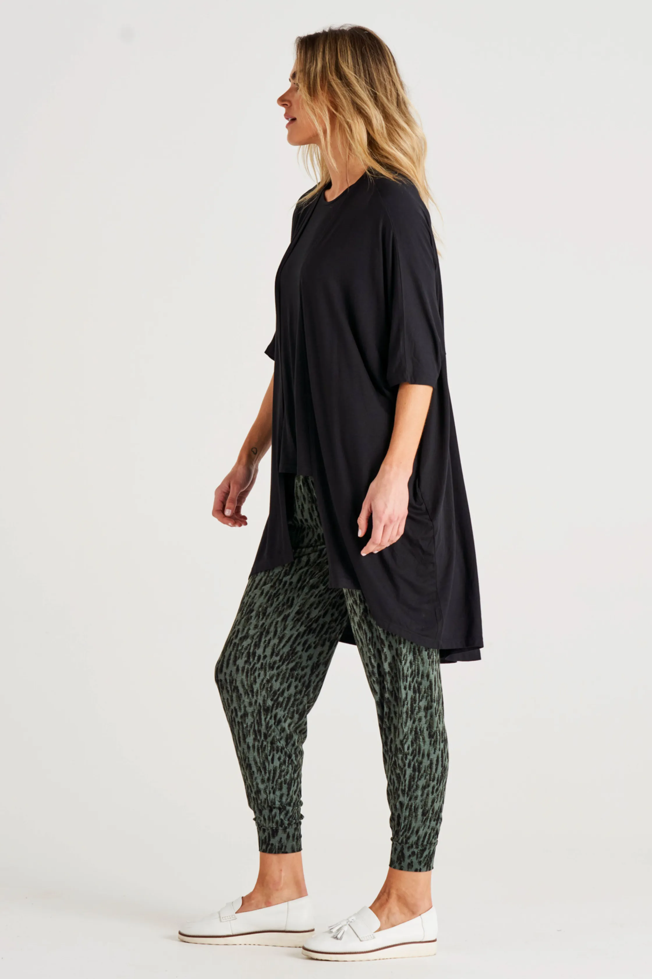 MAGNOLIA CARDIGAN - Black