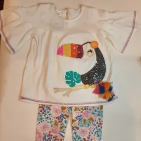 Toucan Bell Sleeve Tunic Capri Set