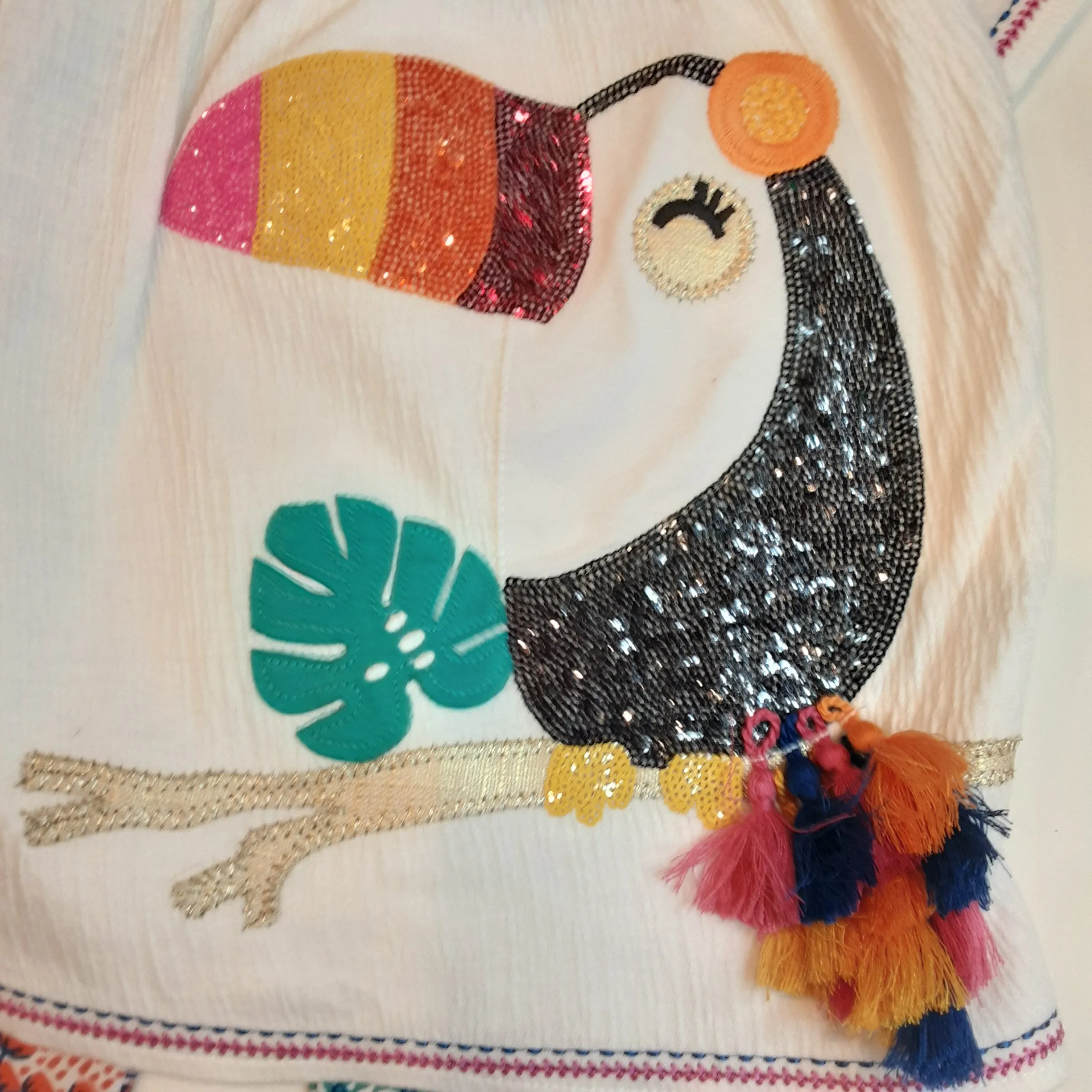 Toucan Bell Sleeve Tunic Capri Set